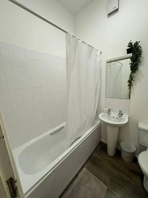 City Center Gem- Flat For 6 In Sheffield Gs404 외부 사진